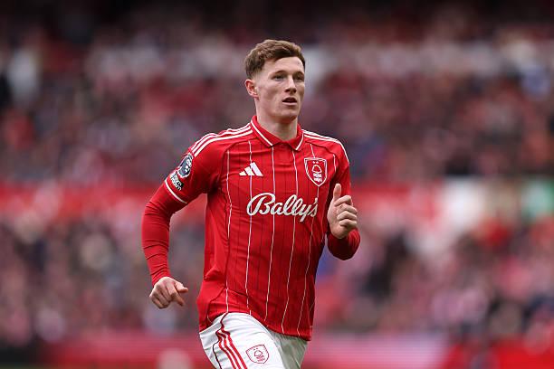 Man Utd & City battle for €120m Elliot Anderson transfer
